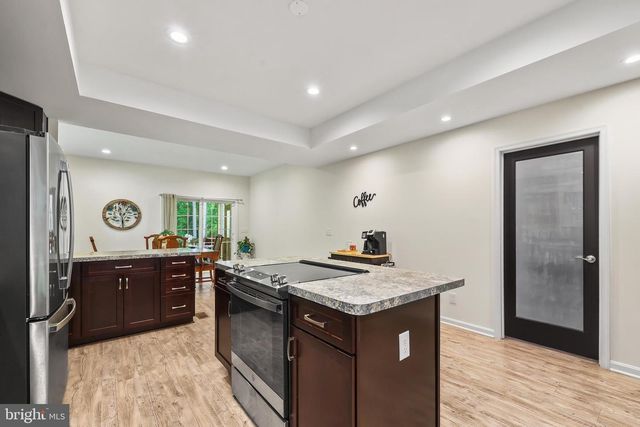 2602 LAKEVIEW PKWY, Locust Grove, VA 22508