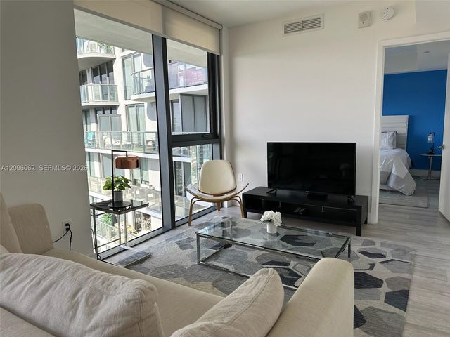 121 NE 34th St 1915, Miami, FL 33137