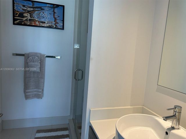 121 NE 34th St 1915, Miami, FL 33137