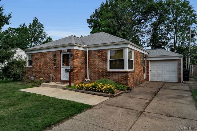 372 Woodland Drive, Tonawanda, NY 14223