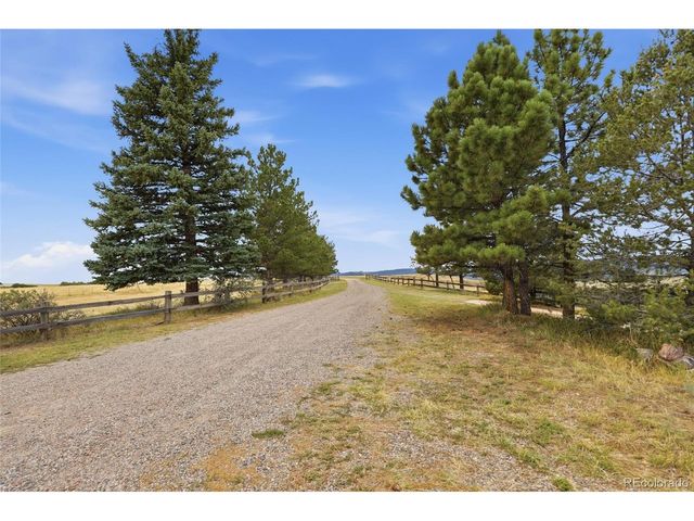 5506 Mustang Cir, Sedalia, CO 80135