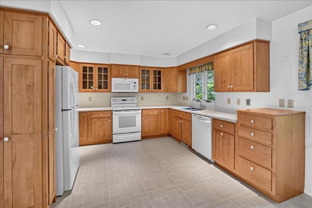 6318 Keelson Drive, Madison, WI 53705