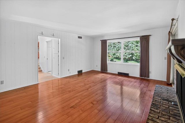 6318 Keelson Drive, Madison, WI 53705