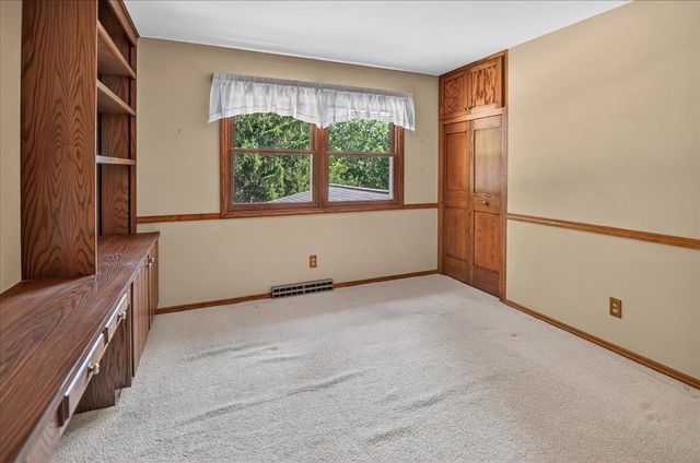 6318 Keelson Drive, Madison, WI 53705
