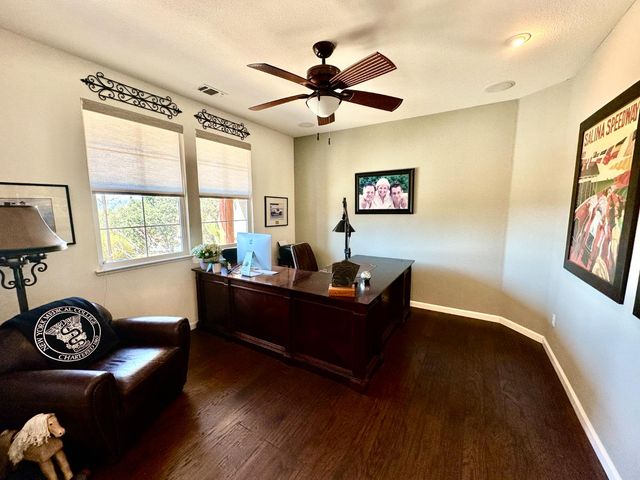 300 Bridlewood Ln, Copperopolis, CA 95228