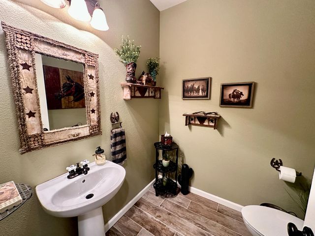 300 Bridlewood Ln, Copperopolis, CA 95228