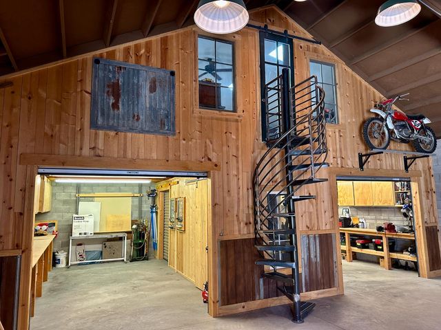 300 Bridlewood Ln, Copperopolis, CA 95228