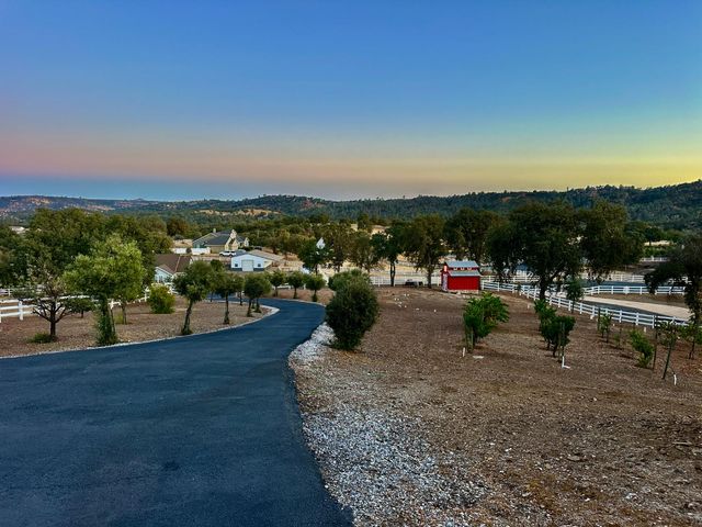 300 Bridlewood Ln, Copperopolis, CA 95228