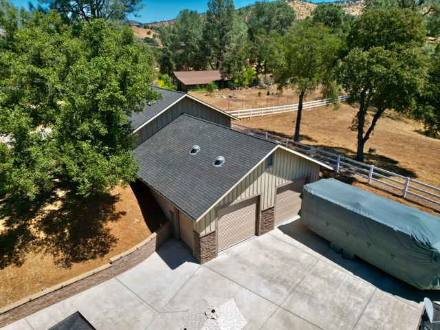 300 Bridlewood Ln, Copperopolis, CA 95228