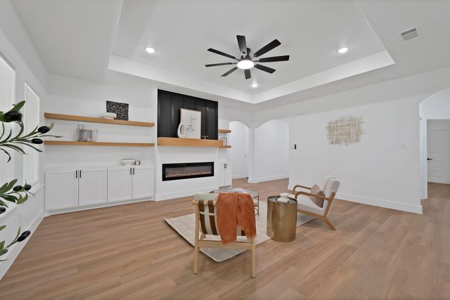 805 Tierney Road, Fort Worth, TX 76112