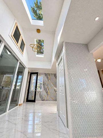 5118 Burt Street, Houston, TX 77018
