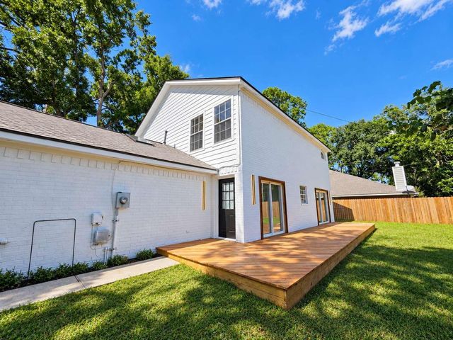 5118 Burt Street, Houston, TX 77018