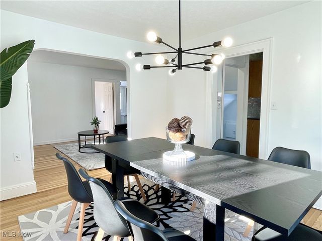 250 Center Road, Bedford, OH 44146