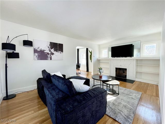 250 Center Road, Bedford, OH 44146