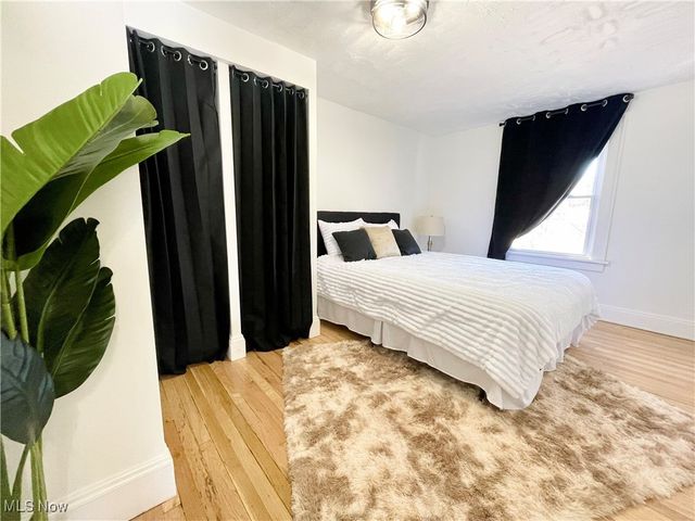 250 Center Road, Bedford, OH 44146