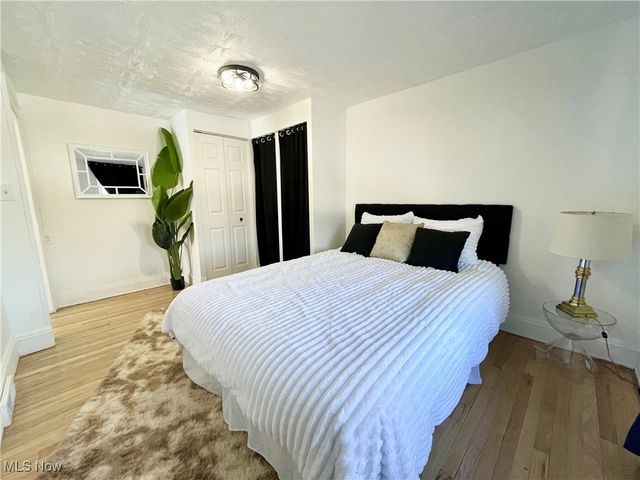 250 Center Road, Bedford, OH 44146