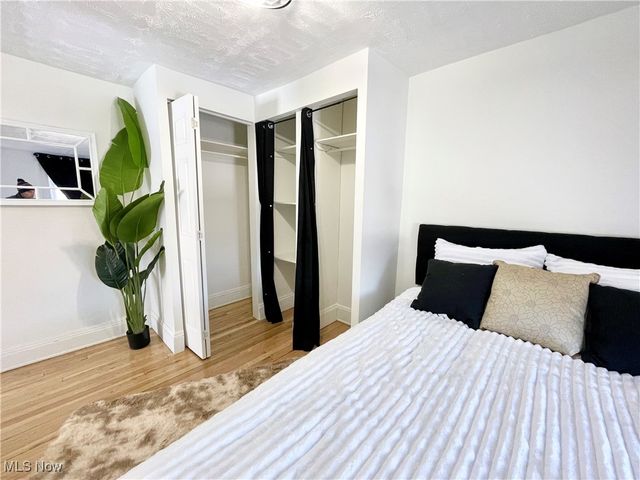 250 Center Road, Bedford, OH 44146