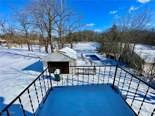 250 Center Road, Bedford, OH 44146