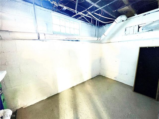 250 Center Road, Bedford, OH 44146