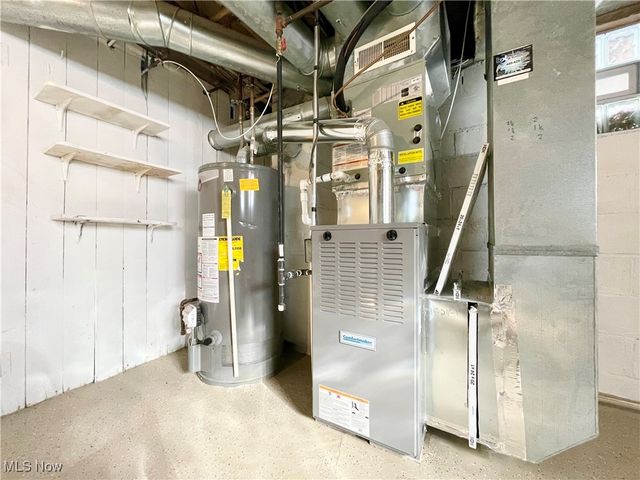 250 Center Road, Bedford, OH 44146