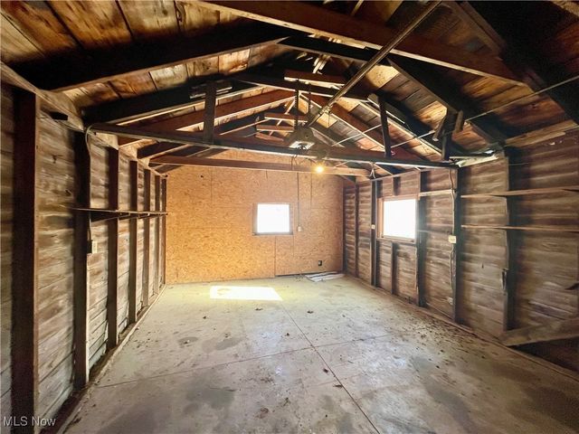 250 Center Road, Bedford, OH 44146