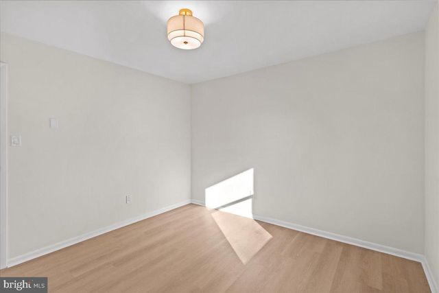 34 SANFORD RD, Pennsville, NJ 08070