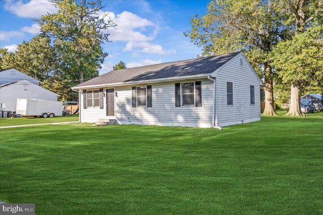 34 SANFORD RD, Pennsville, NJ 08070