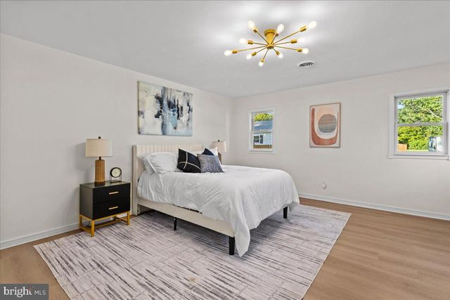 34 SANFORD RD, Pennsville, NJ 08070