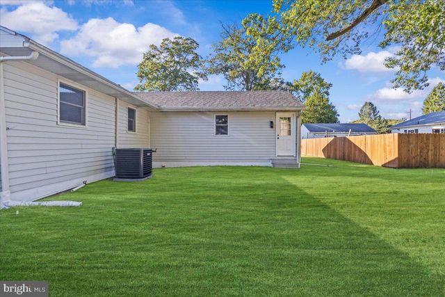 34 SANFORD RD, Pennsville, NJ 08070