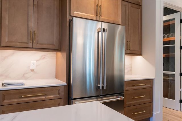 2650 Roswell Road, Marietta, GA 30062