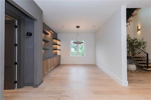 2650 Roswell Road, Marietta, GA 30062