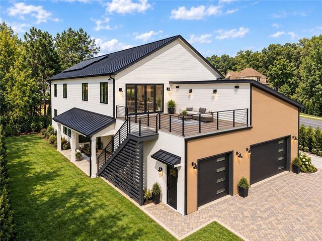 2650 Roswell Road, Marietta, GA 30062