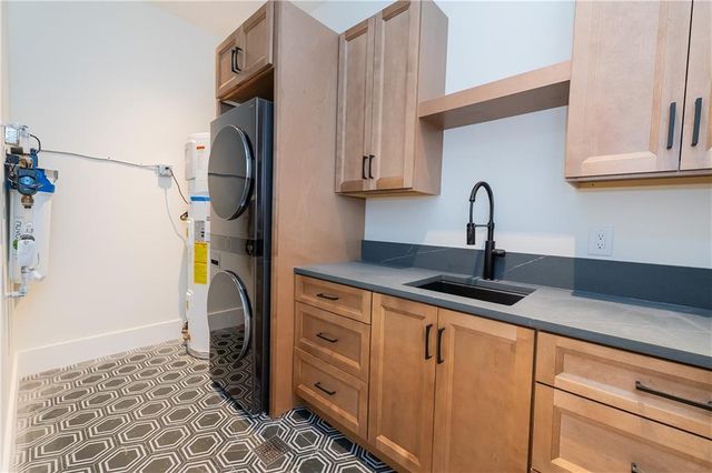 2650 Roswell Road, Marietta, GA 30062