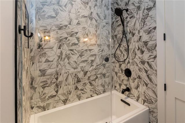 2650 Roswell Road, Marietta, GA 30062