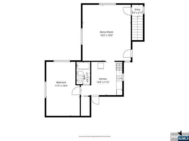 800 De Lalla Terrace, Ridgefield, NJ 07657