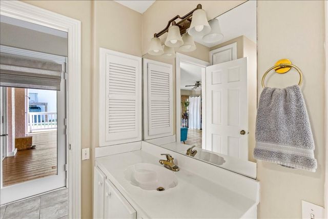 123 Port Street, San Leon, TX 77539
