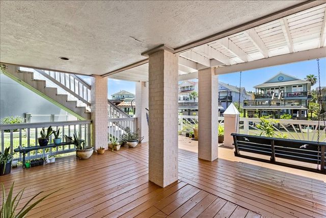 123 Port Street, San Leon, TX 77539
