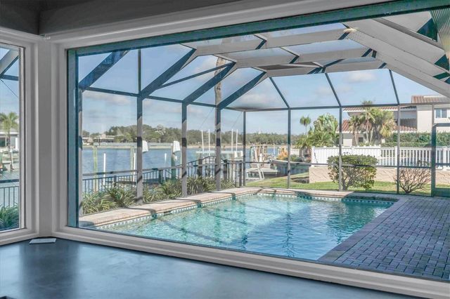 4935 62ND AVENUE S, St Petersburg, FL 33715