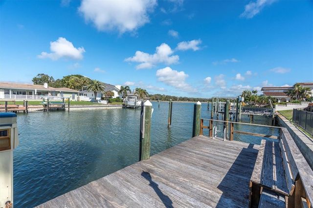 4935 62ND AVENUE S, St Petersburg, FL 33715