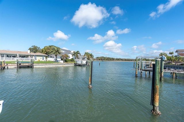 4935 62ND AVENUE S, St Petersburg, FL 33715