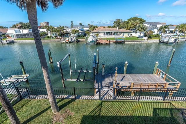 4935 62ND AVENUE S, St Petersburg, FL 33715