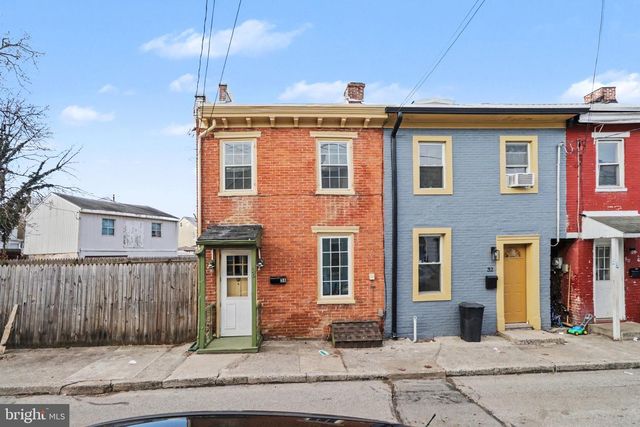 36 KERRS AVE, Carlisle, PA 17013