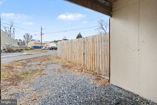 36 KERRS AVE, Carlisle, PA 17013