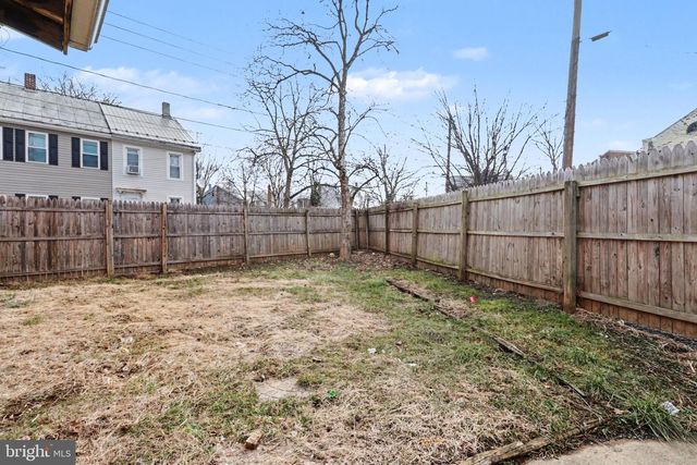 36 KERRS AVE, Carlisle, PA 17013