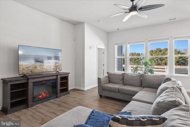 30683 WATERFRONT DR, Millsboro, DE 19966