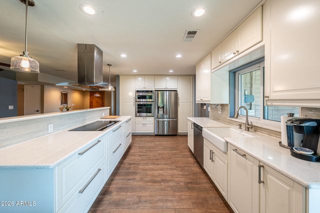 4523 E Voltaire Avenue, Phoenix, AZ 85032