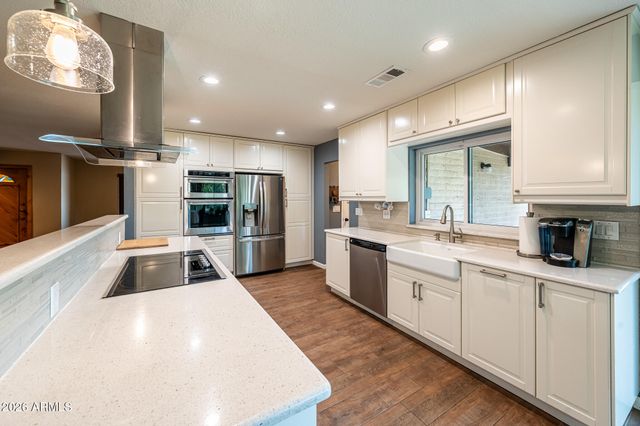4523 E Voltaire Avenue, Phoenix, AZ 85032
