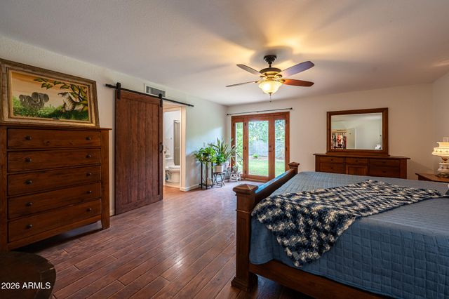 4523 E Voltaire Avenue, Phoenix, AZ 85032