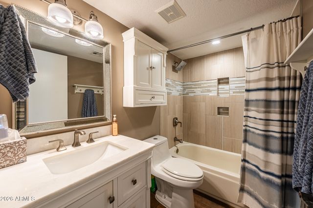 4523 E Voltaire Avenue, Phoenix, AZ 85032