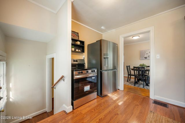 213 Linden Ln, Louisville, KY 40206